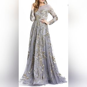 Mac Duggal Sequin Long Sleeve Mesh Gown Platinum Gold Size 14 NWT